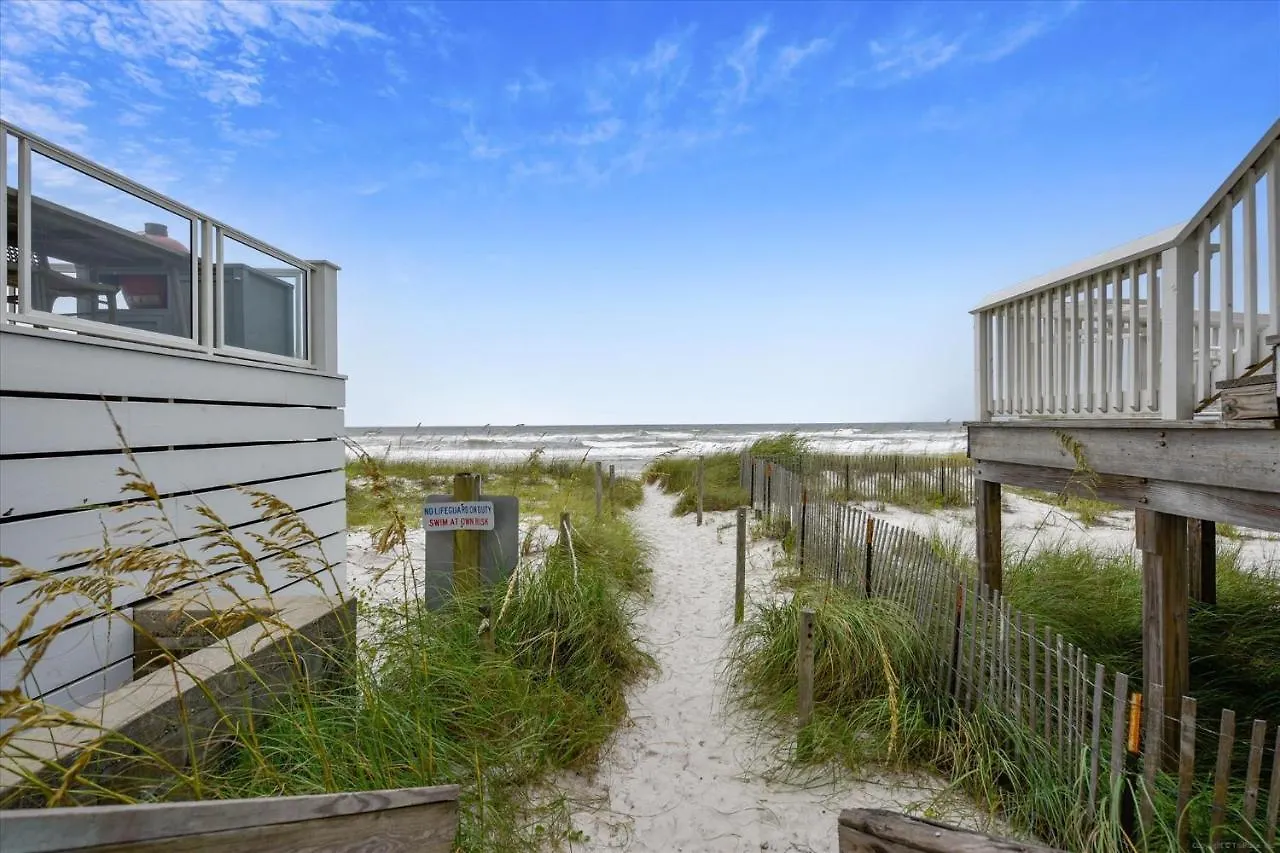 Cozy Holiday Hideaway, Sleeps 4! Steps To The Beach! Renovated 2021 Condo Panama City Beach Lägenhet
