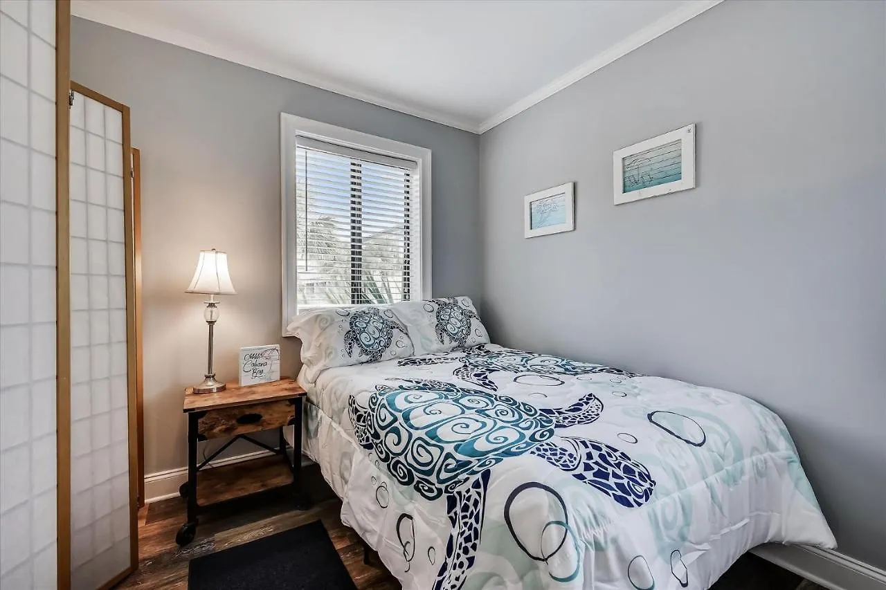 Lejlighed Cozy Holiday Hideaway, Sleeps 4! Steps To The Beach! Renovated 2021 Condo Panama City Beach